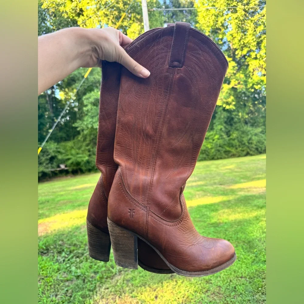 Frye heeled cowgirl boots mid calf - Picture 1 of 2